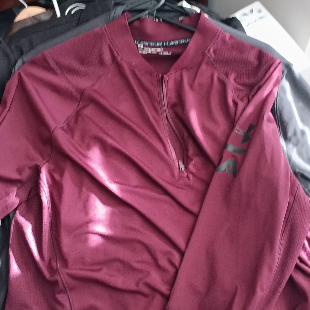 Shirts - Picture 2 of 8